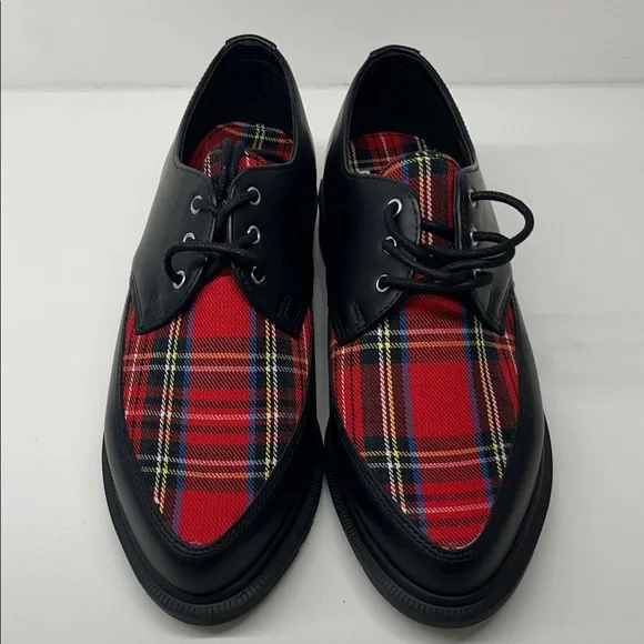 NWOT Dr. Marten Oxford Shoes Plaid Pointed Black and Red Size 8 (L) Size 7 (M) - Picture 14 of 15